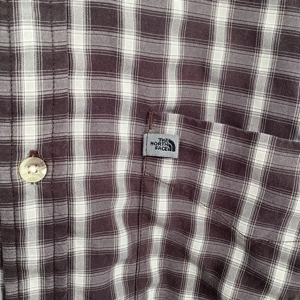 Mens The North Face Plaid short sleeved Button Up Shirt Gray XL‎